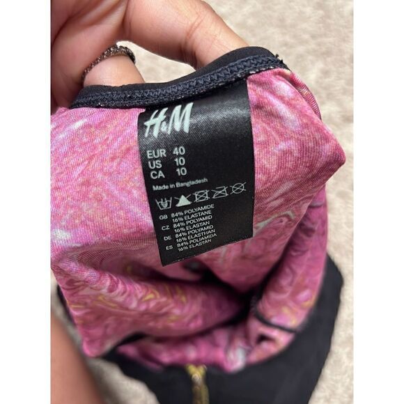 H&M Black Gold Zipper Hardware One Piece Swim Resort size 10 - Picture 3 of 3